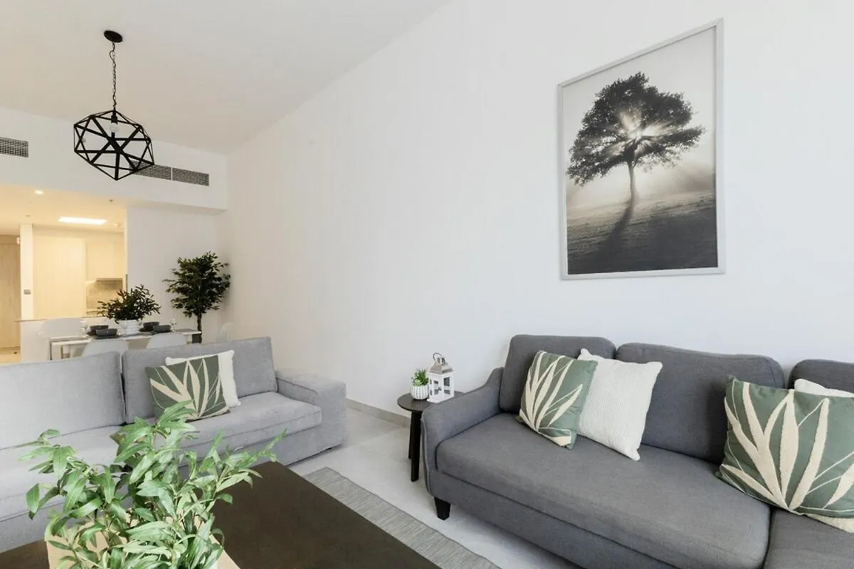Stunning 2 Bed Apartment In Jvc Dubai