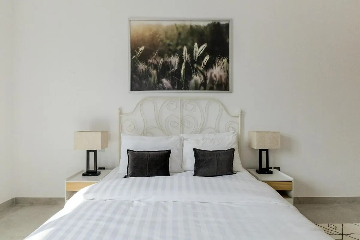 Stunning 2 Bed Apartment In Jvc Dubai