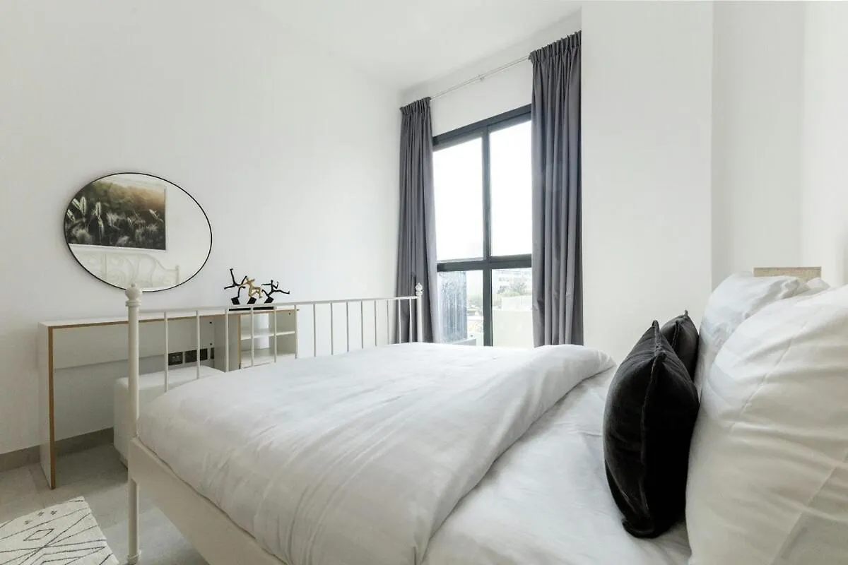 Stunning 2 Bed Apartment In Jvc Dubaj 0*,  Egyesült Arab Emírségek