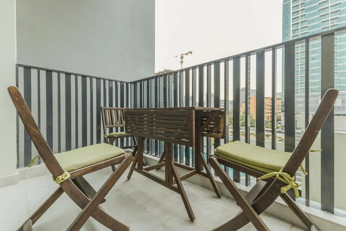 Stunning 2 Bed Apartment In Jvc Dubaj